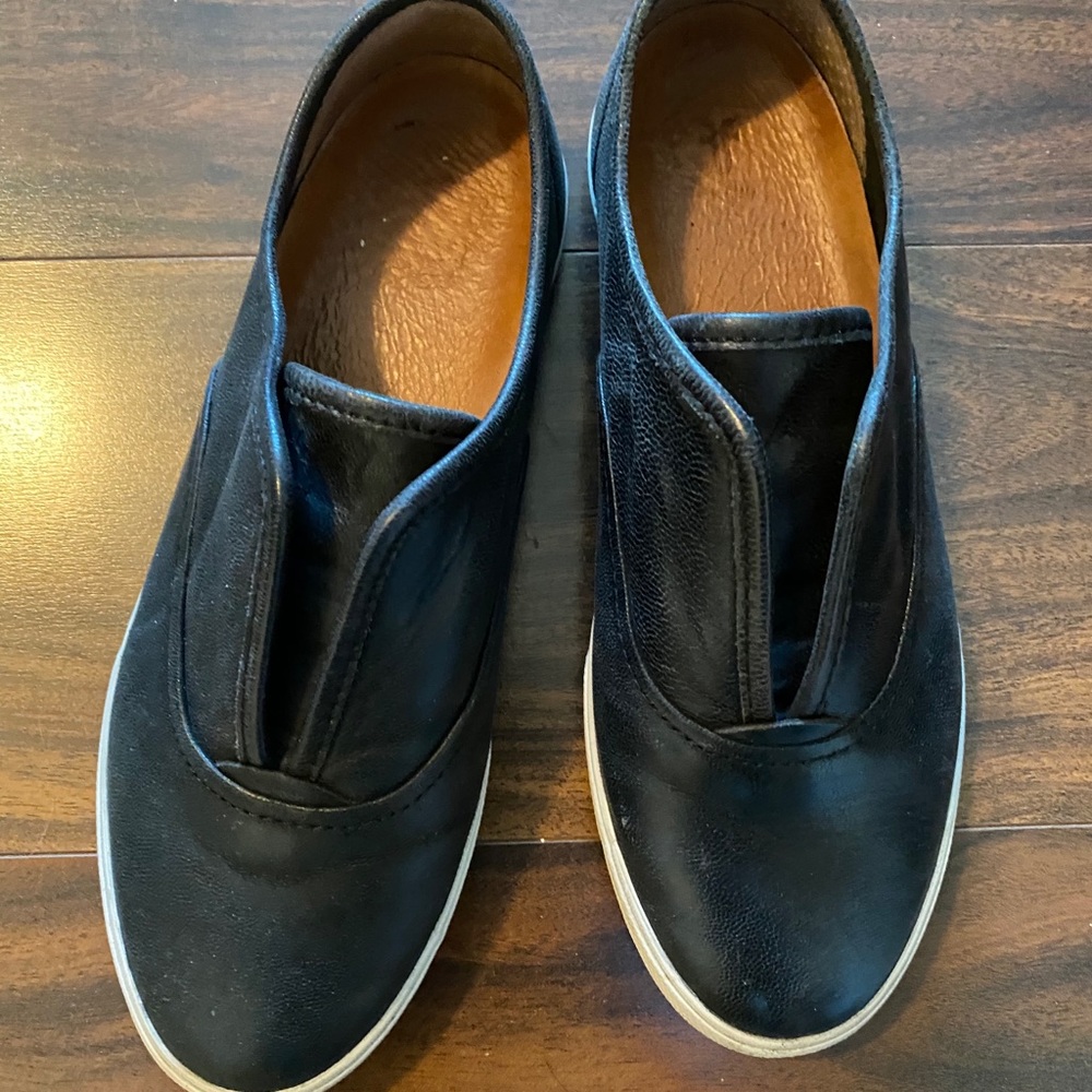 Frye Slip On Sneaker Mya CVO